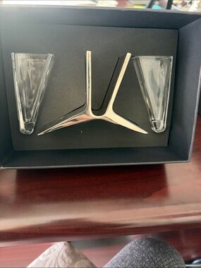 Tesla Silver Metal Vase Stand with Clear Glass Vessels